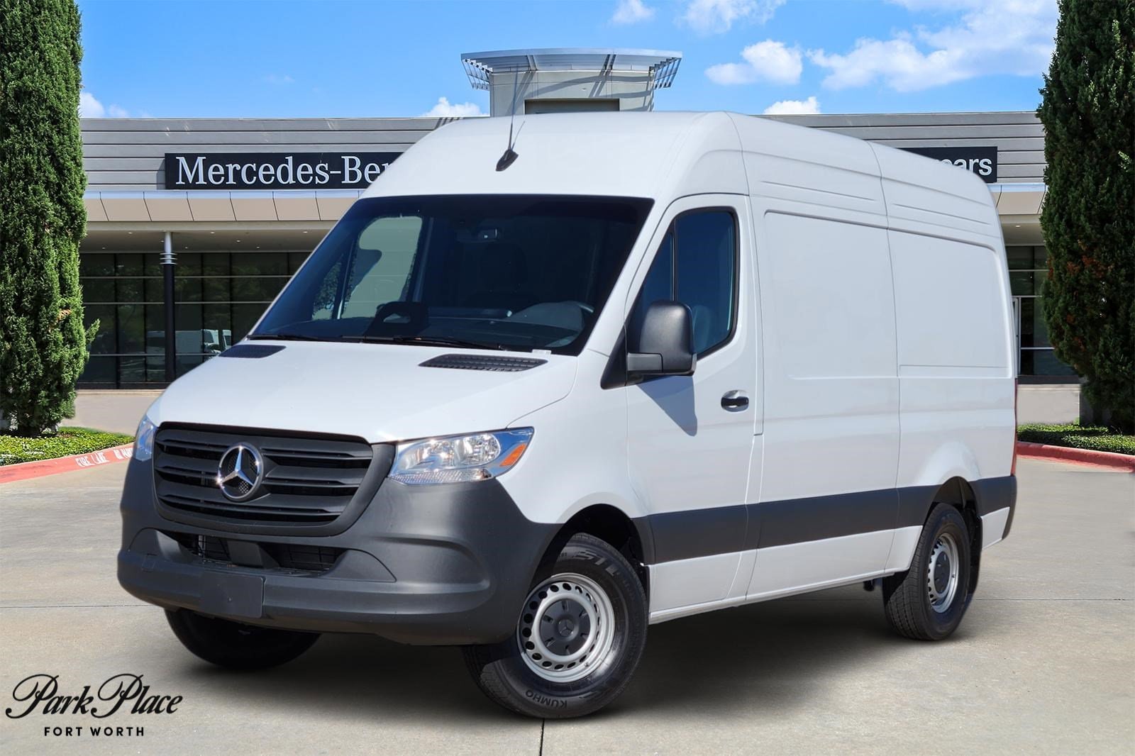 2026 Mercedes-Benz Sprinter Cargo Van Base's photo