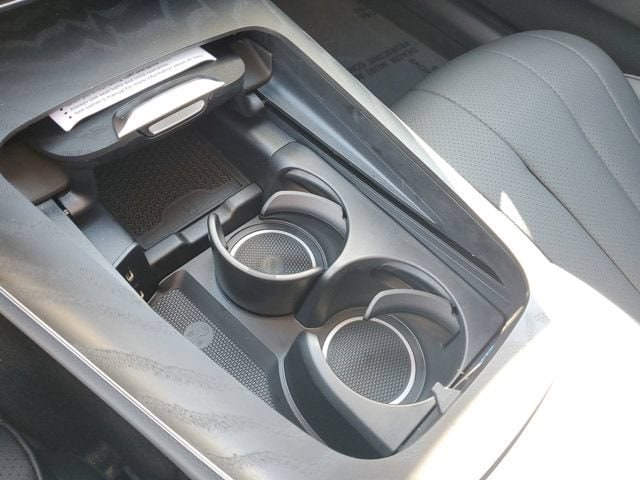 2026 Mercedes-Benz E-Class E350 - Photo 32