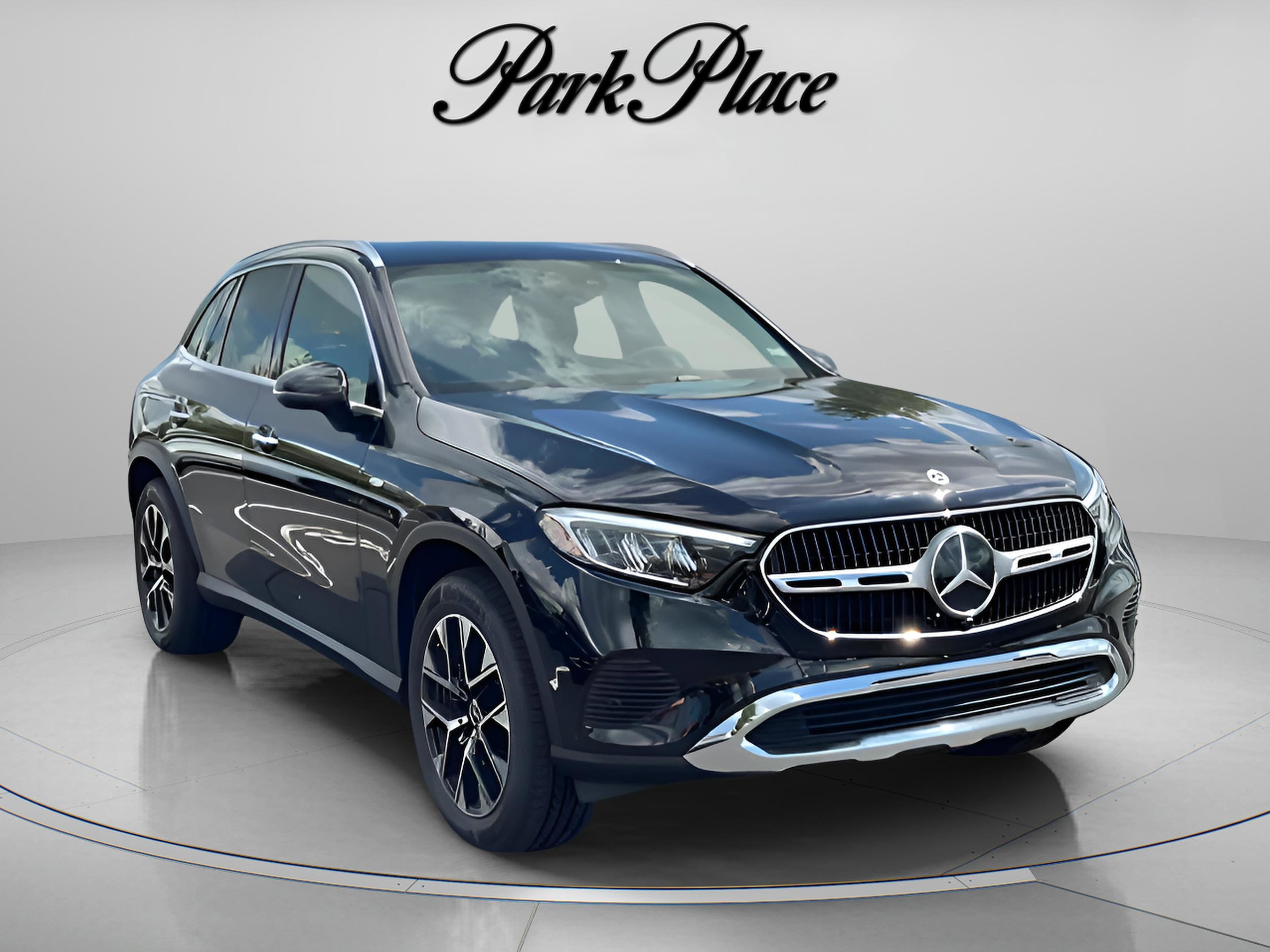 2025 Mercedes-Benz GLC Base - Photo 8