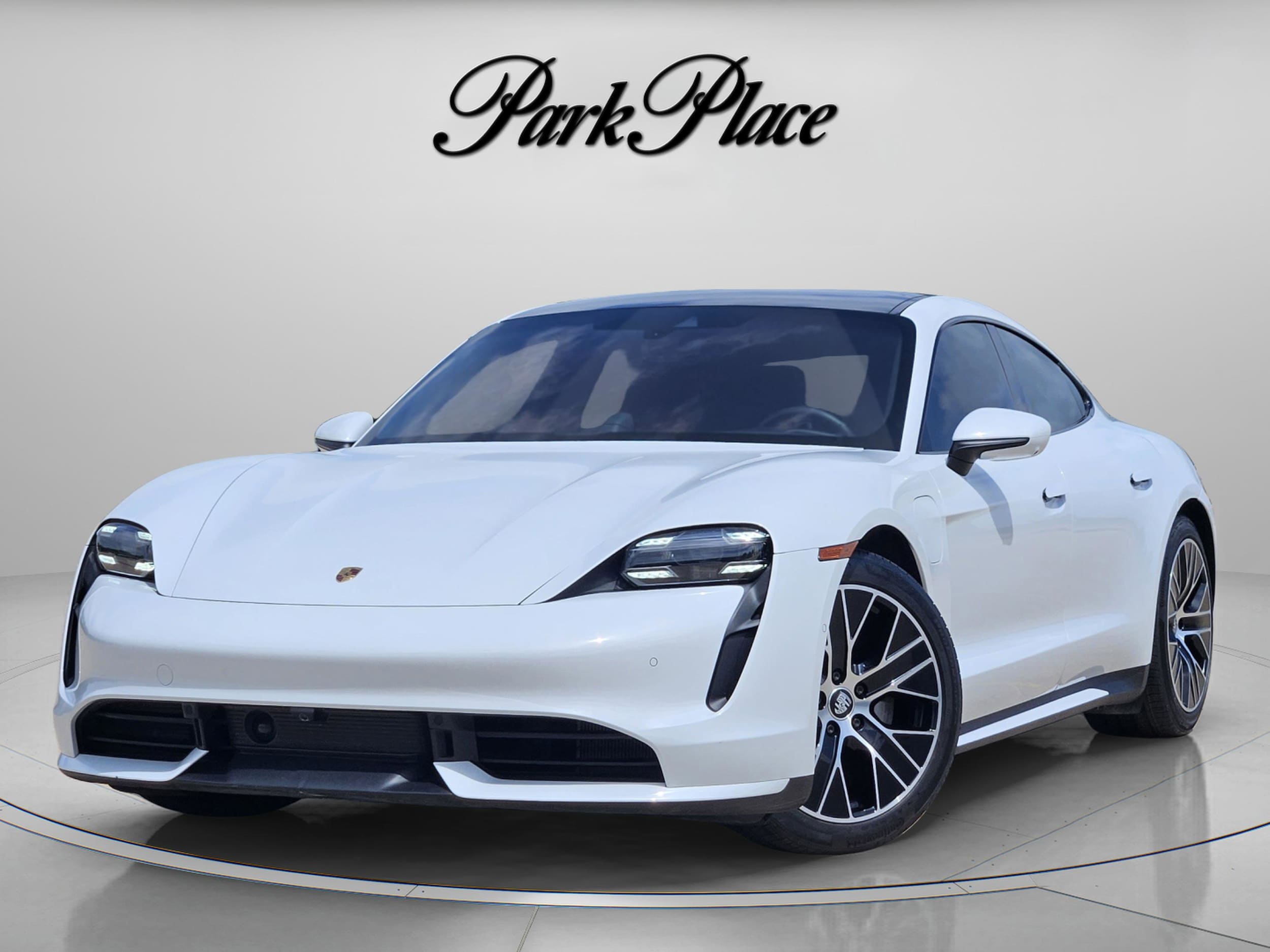 2020 Porsche Taycan Turbo