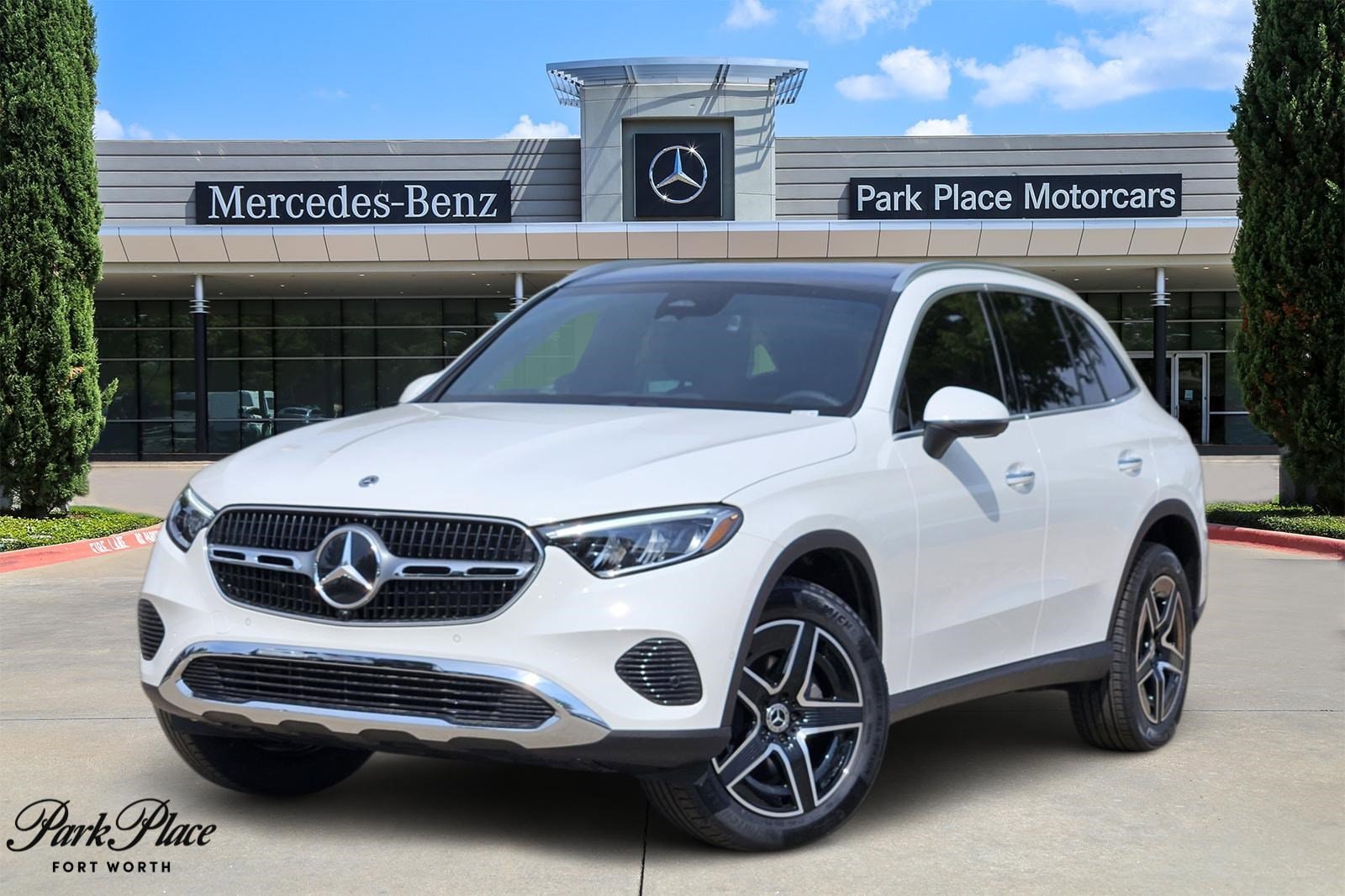 2026 Mercedes-Benz GLC Base's photo