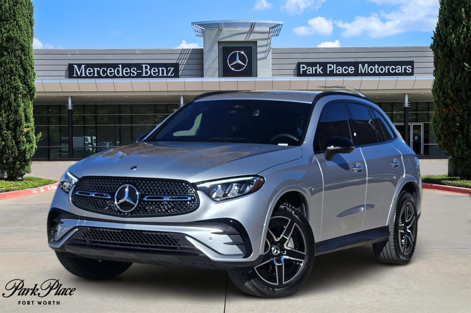 2025 Mercedes-Benz GLC Base's photo