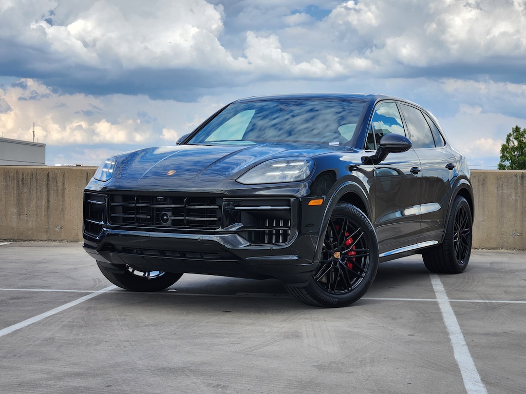 New 2026 Porsche Cayenne S Sport Utility