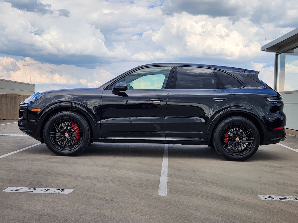 New 2026 Porsche Cayenne S Sport Utility