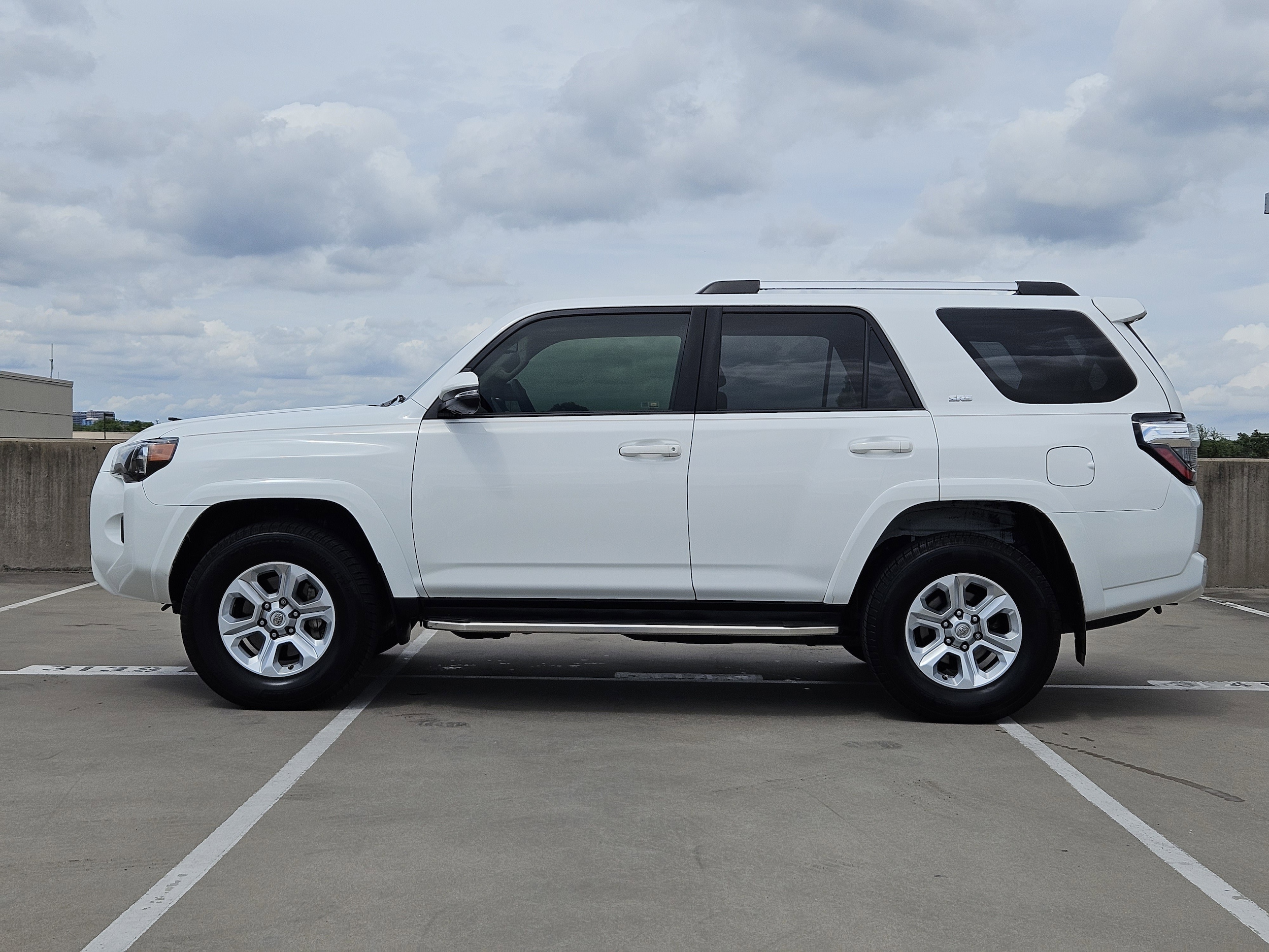 Used 2019 Toyota 4Runner SR5 Premium with VIN JTEBU5JR9K5656030 for sale in Dallas, TX