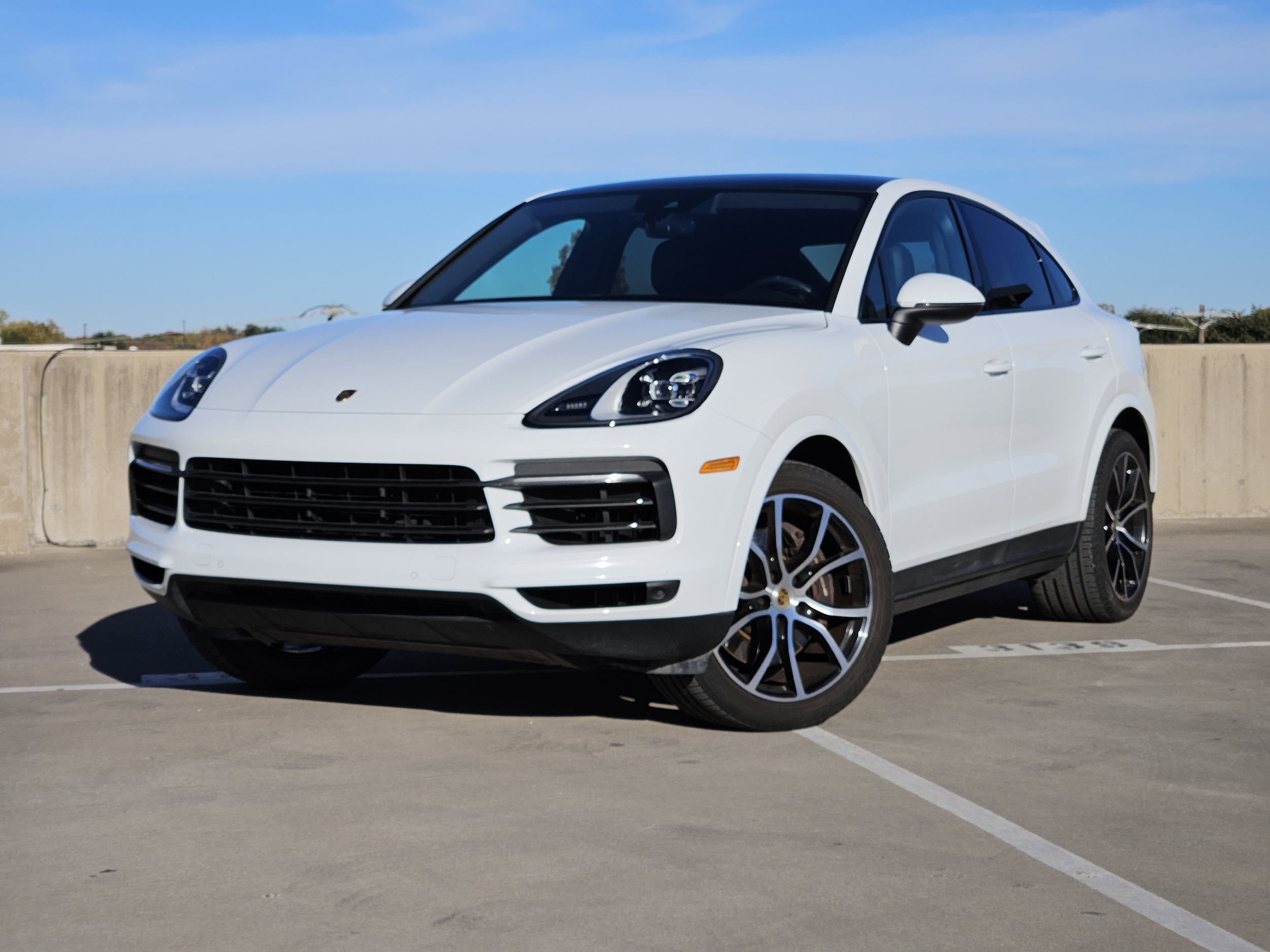 2021 Porsche Cayenne Coup Base's photo