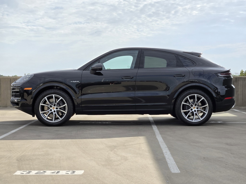New 2025 Porsche Cayenne E-Hybrid Sport Utility