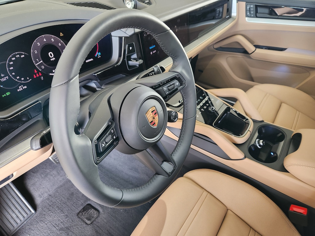 New 2025 Porsche Cayenne S Sport Utility