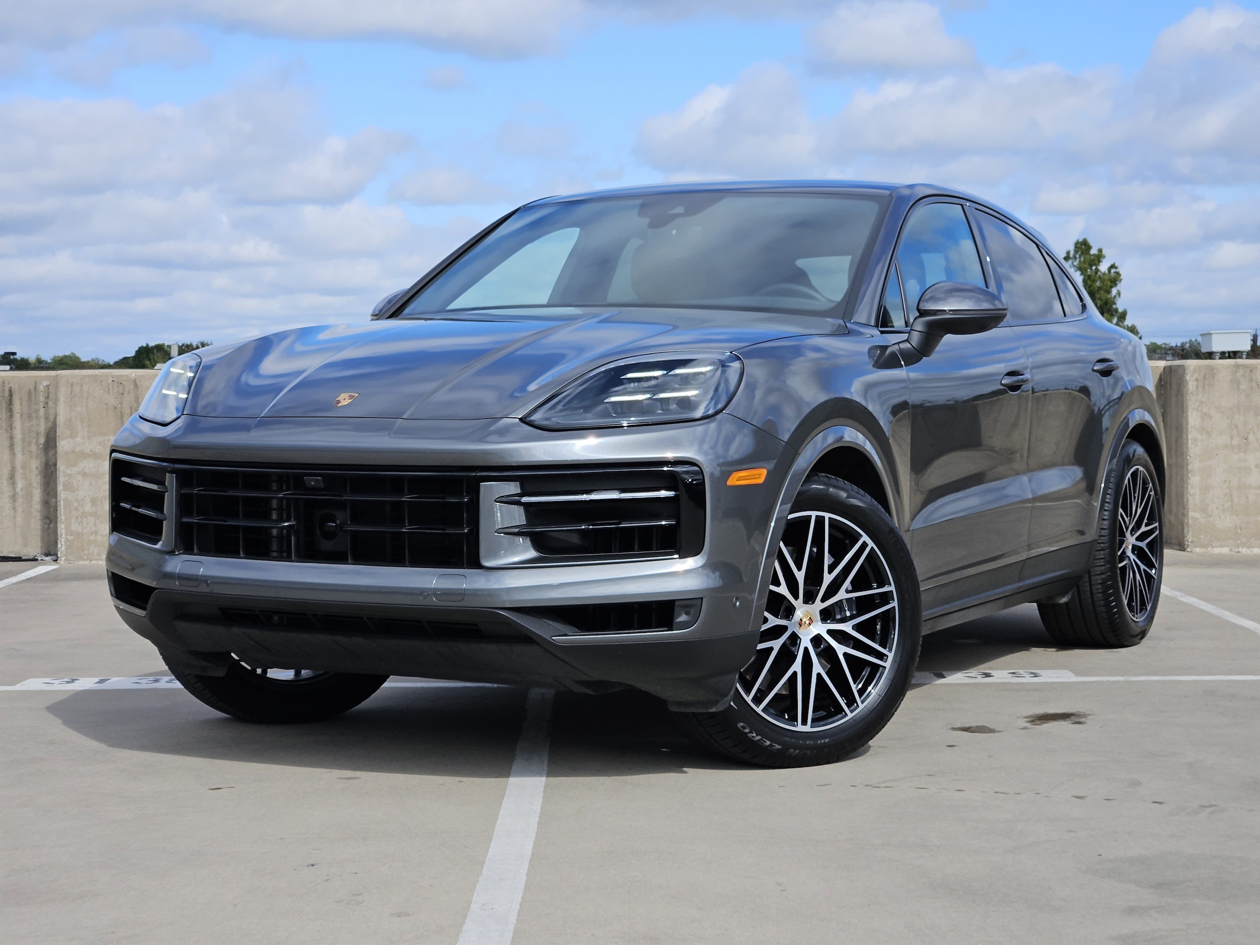 2025 Porsche Cayenne Coup Base's photo