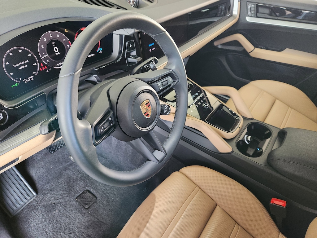 Certified 2025 Porsche Cayenne Coupe  4D Sport Utility
