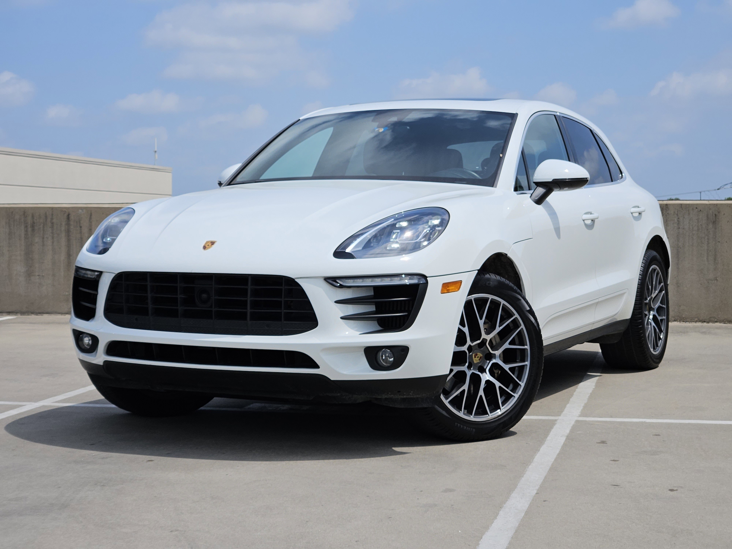 2018 Porsche Macan S's photo