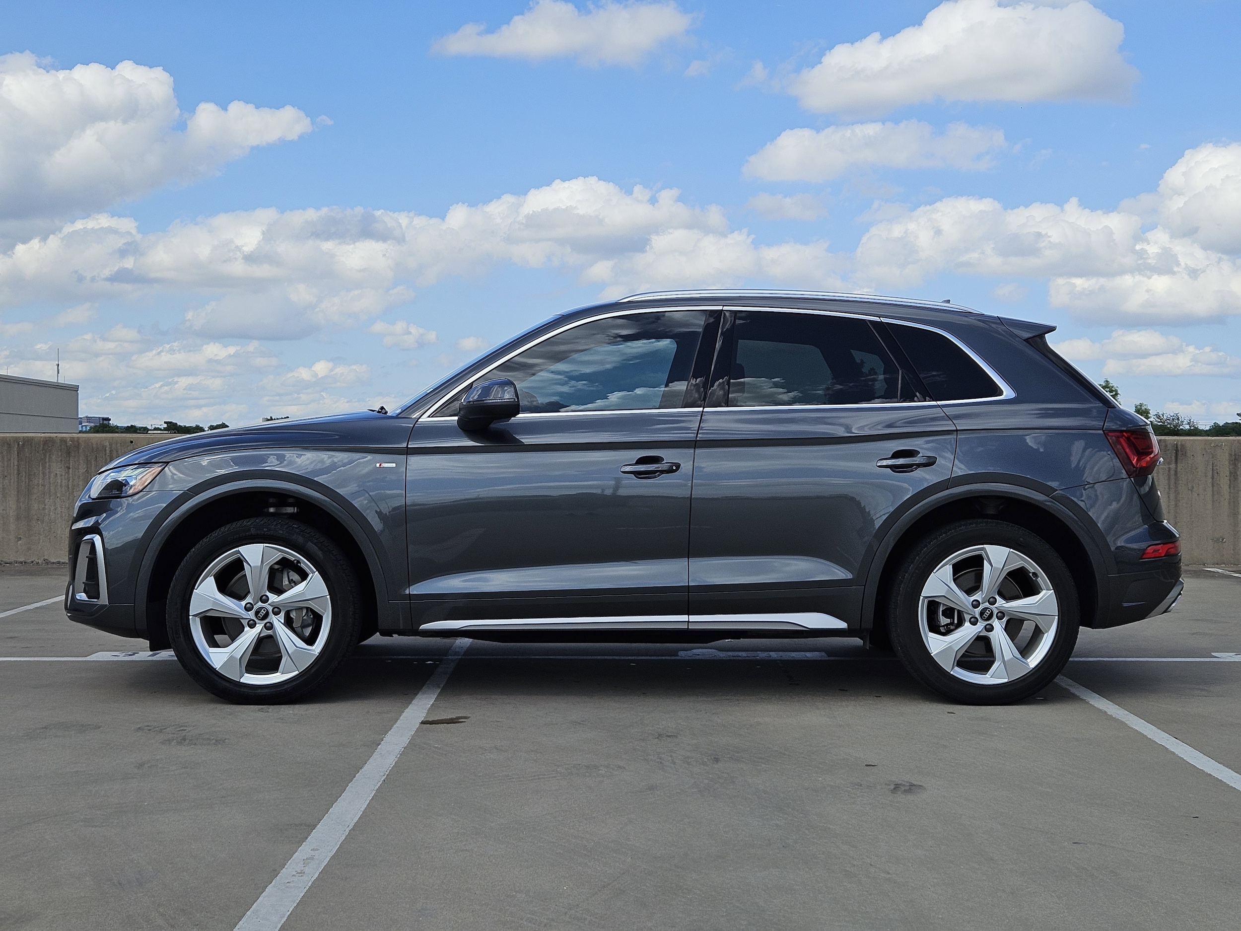 Used 2022 Audi Q5 Premium Plus with VIN WA1EAAFY8N2058837 for sale in Dallas, TX