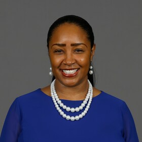 Staff member T'Lira Henry from ID_40361e