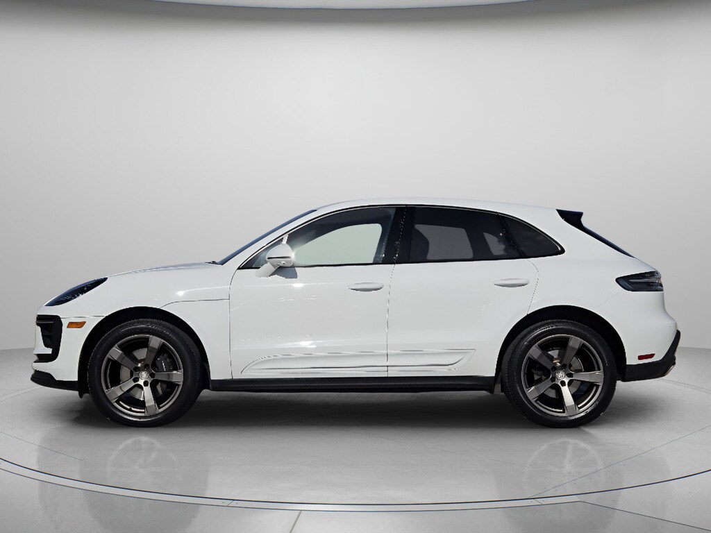 Certified 2023 Porsche Macan T 4D Sport Utility