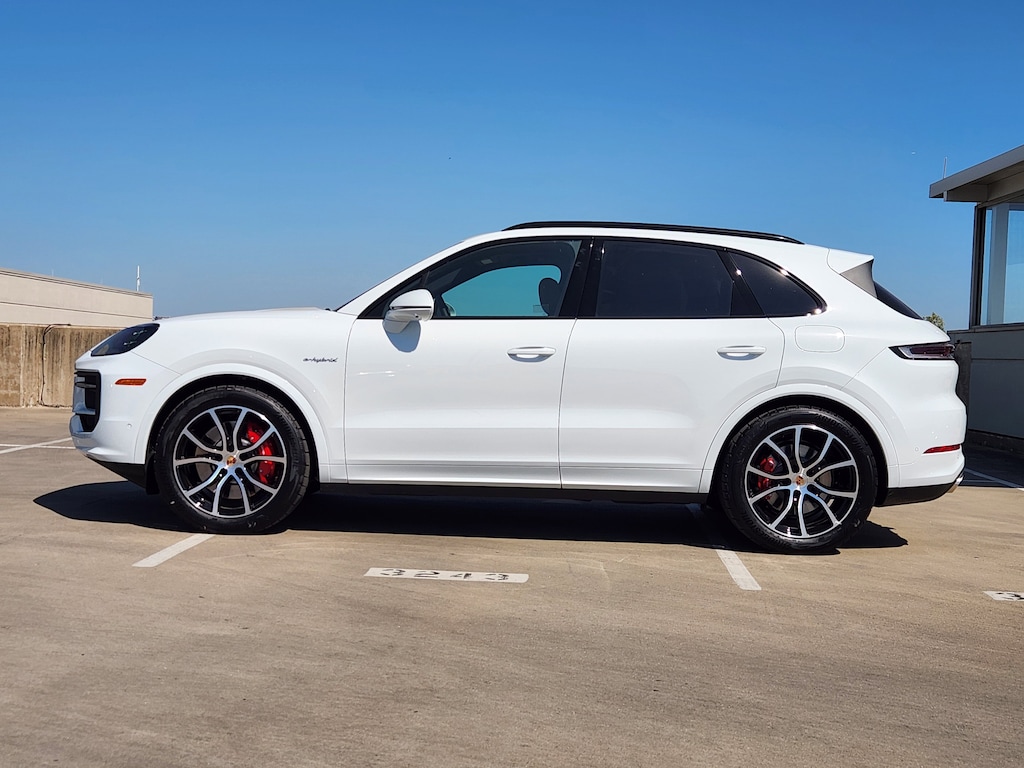 New 2026 Porsche Cayenne S E-Hybrid Sport Utility