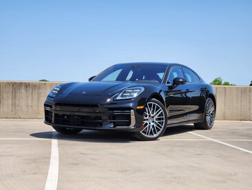 2025 Porsche Panamera Turbo E-Hybrid Hatchback