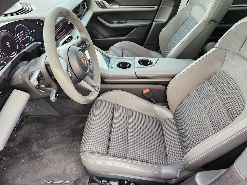 New 2025 Porsche Taycan 4dr Car