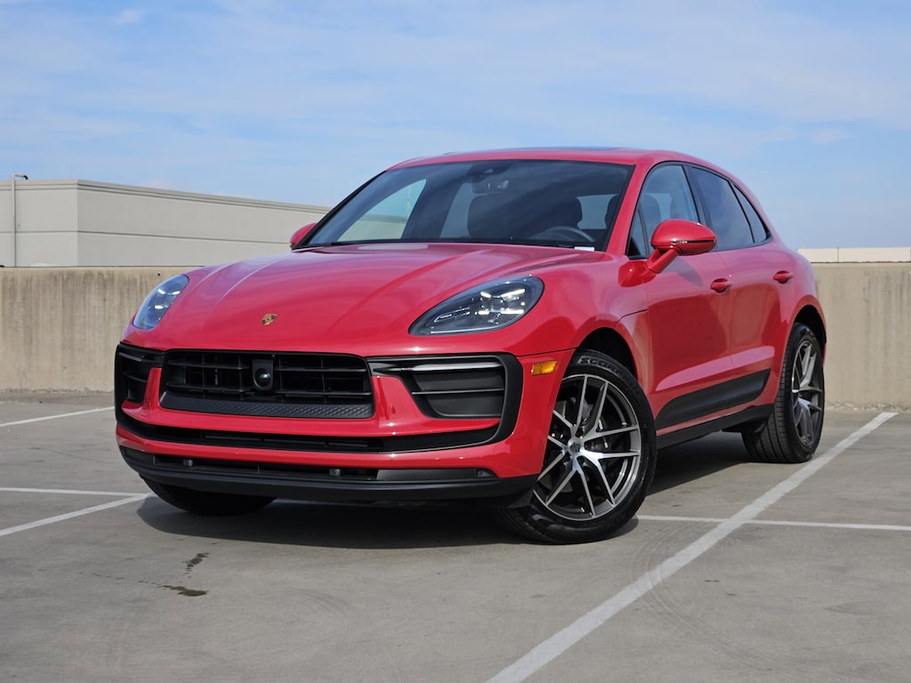 Certified 2025 Porsche Macan 4D Sport Utility