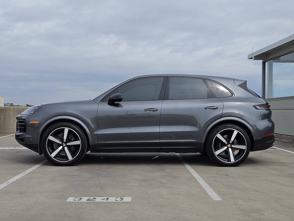 Certified 2024 Porsche Cayenne  4D Sport Utility