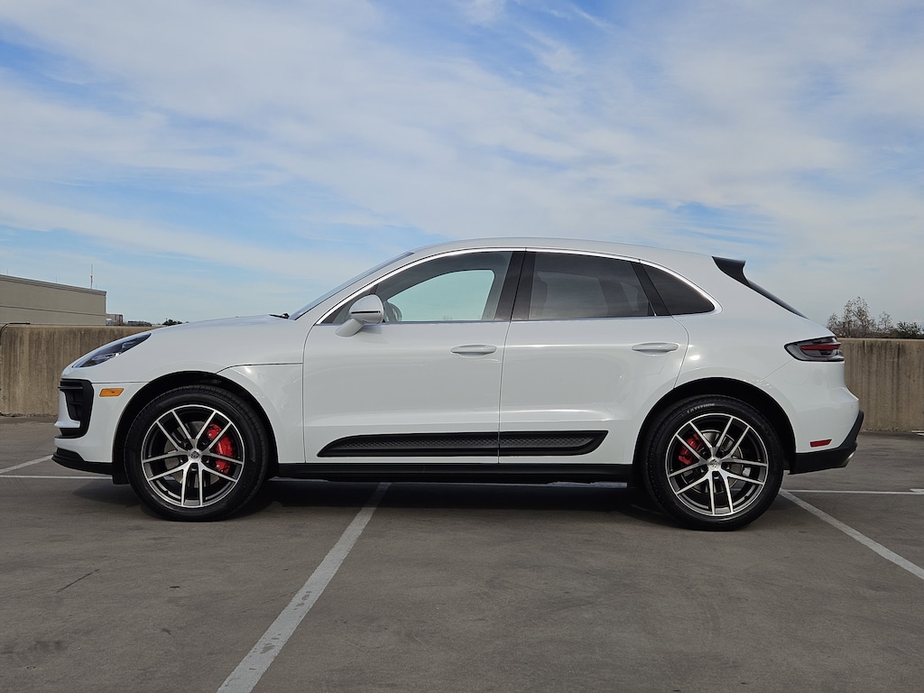 Certified 2025 Porsche Macan S 4D Sport Utility