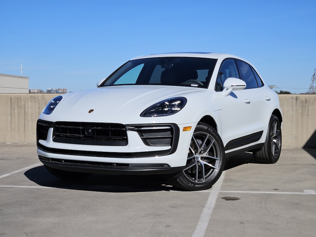 Certified 2025 Porsche Macan 4D Sport Utility
