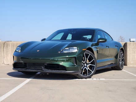 2025 Porsche Taycan 4dr Car