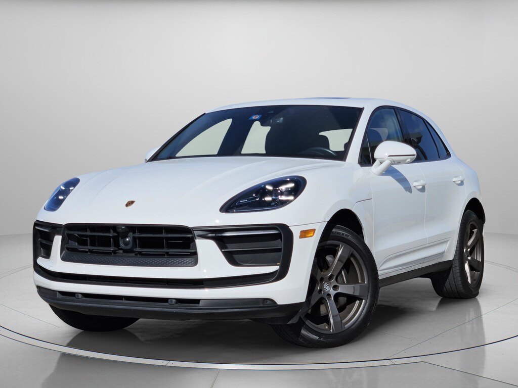 Certified 2023 Porsche Macan T 4D Sport Utility