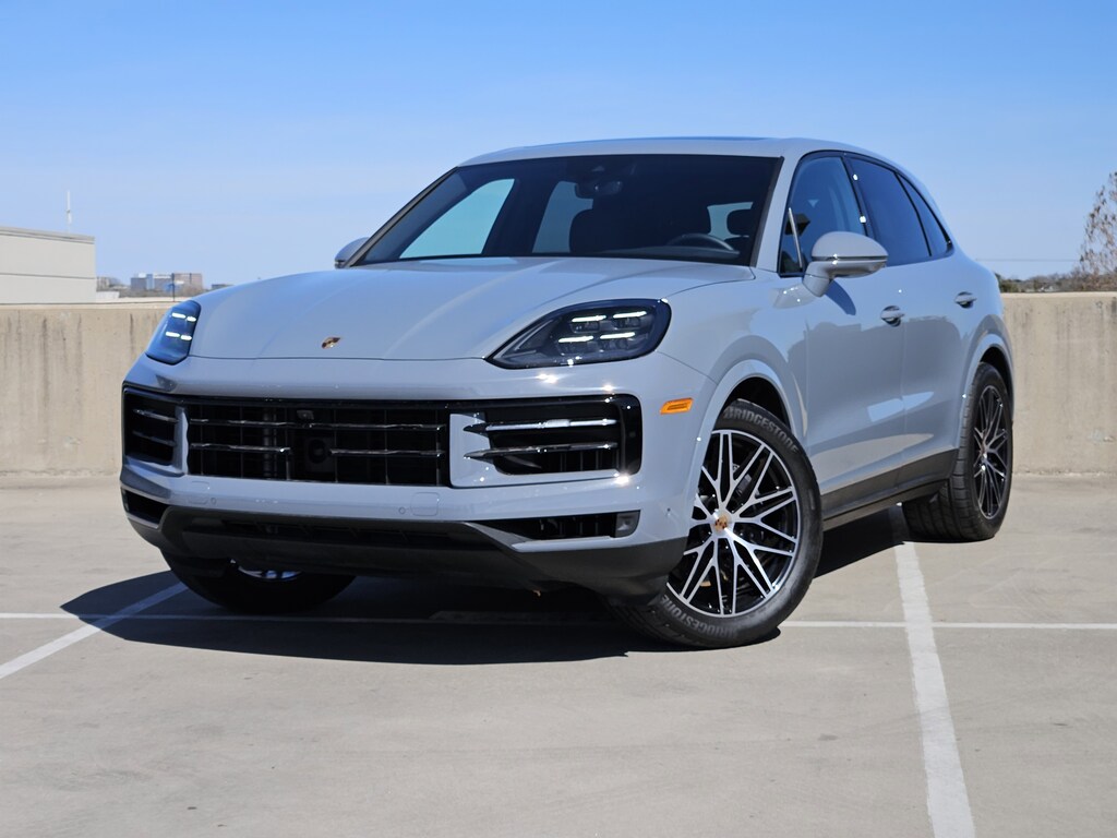 Certified 2025 Porsche Cayenne 4D Sport Utility