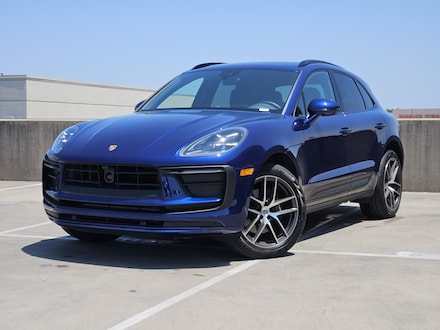 2026 Porsche Macan SUV