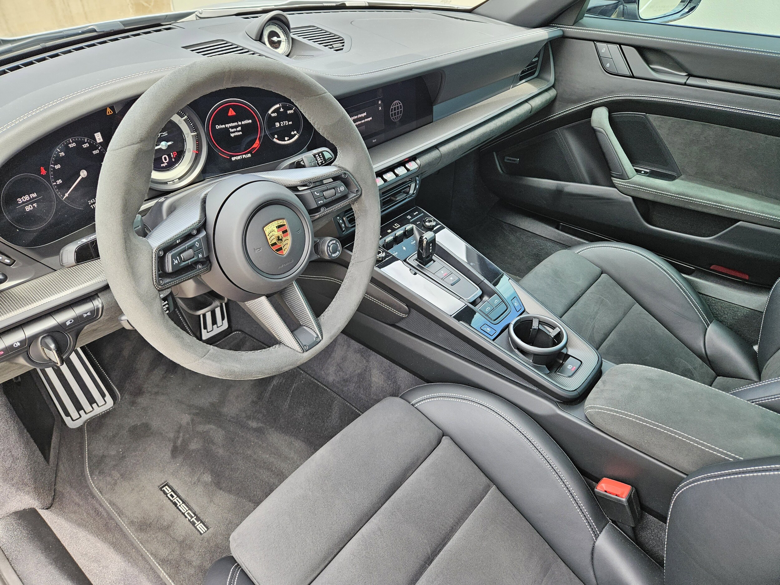 2024 Porsche 911 Targa 4 GTS photo 4