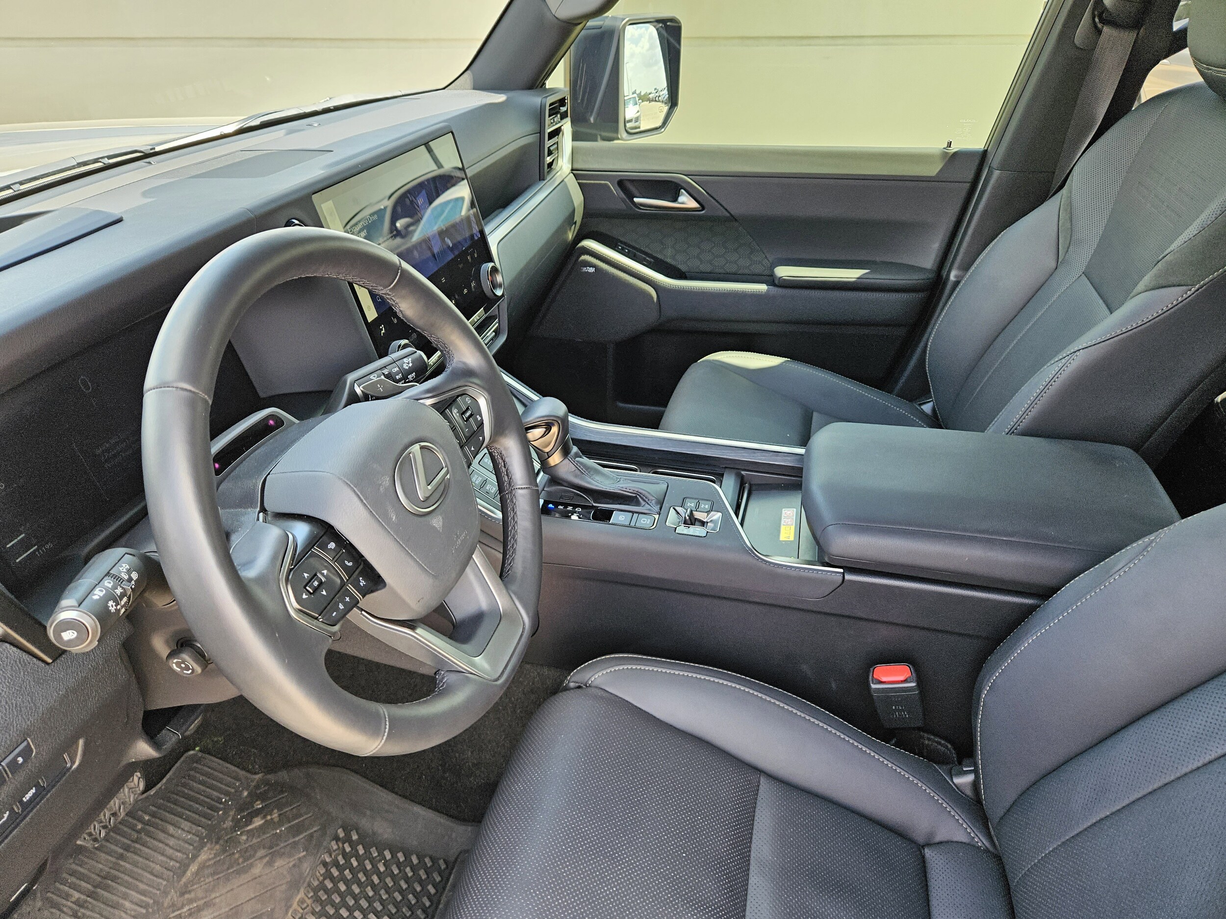 2024 Lexus GX 550 Overtrail photo 4