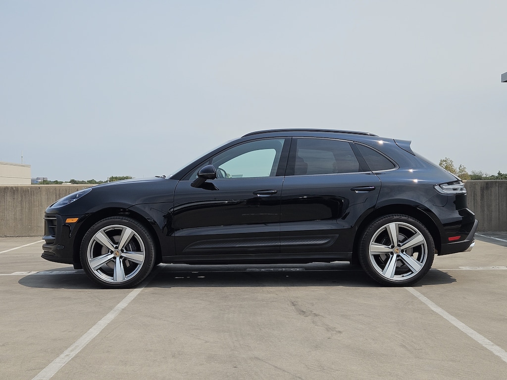 Certified 2024 Porsche Macan SUV