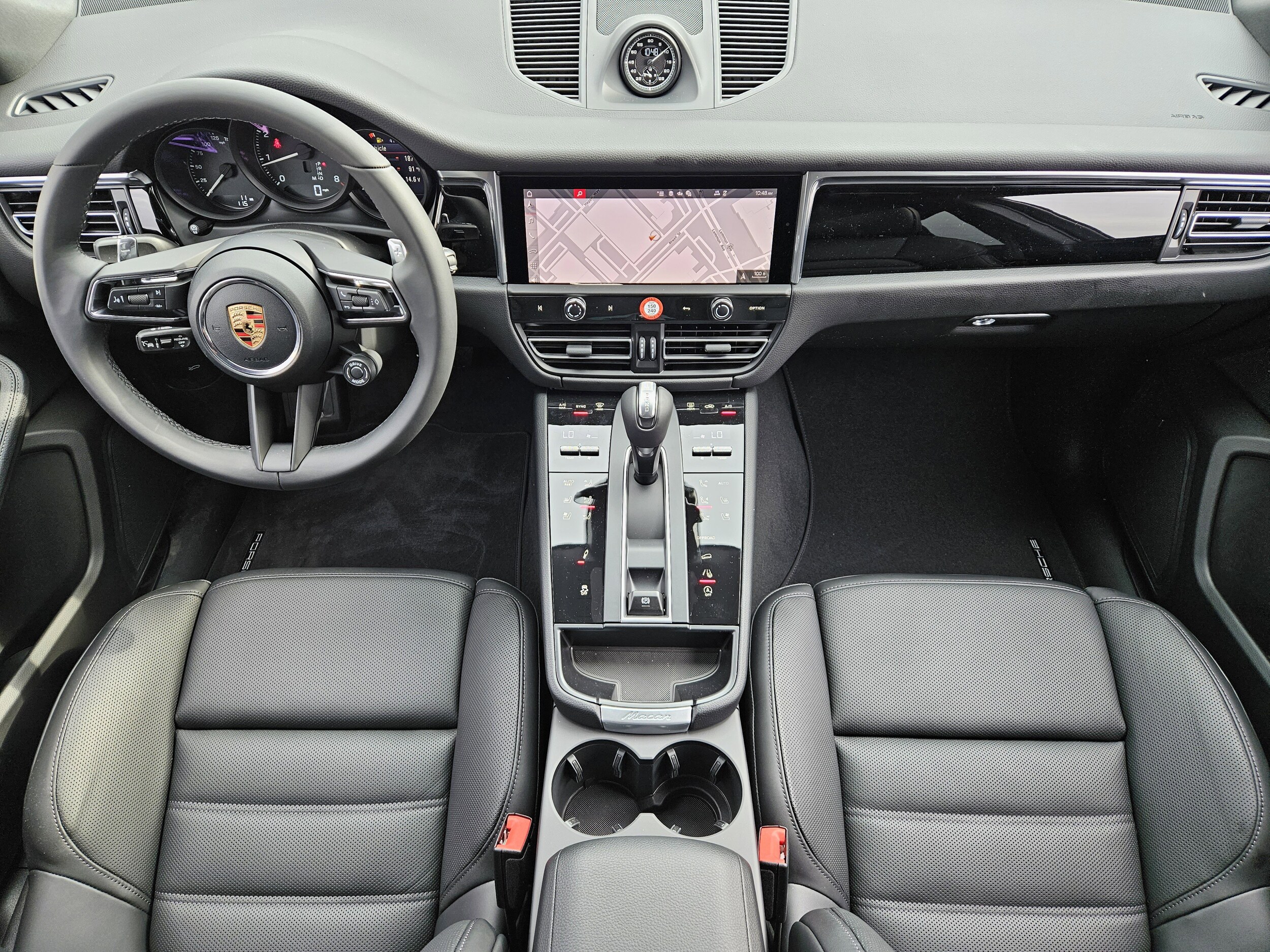 2026 Porsche Macan - Photo 23