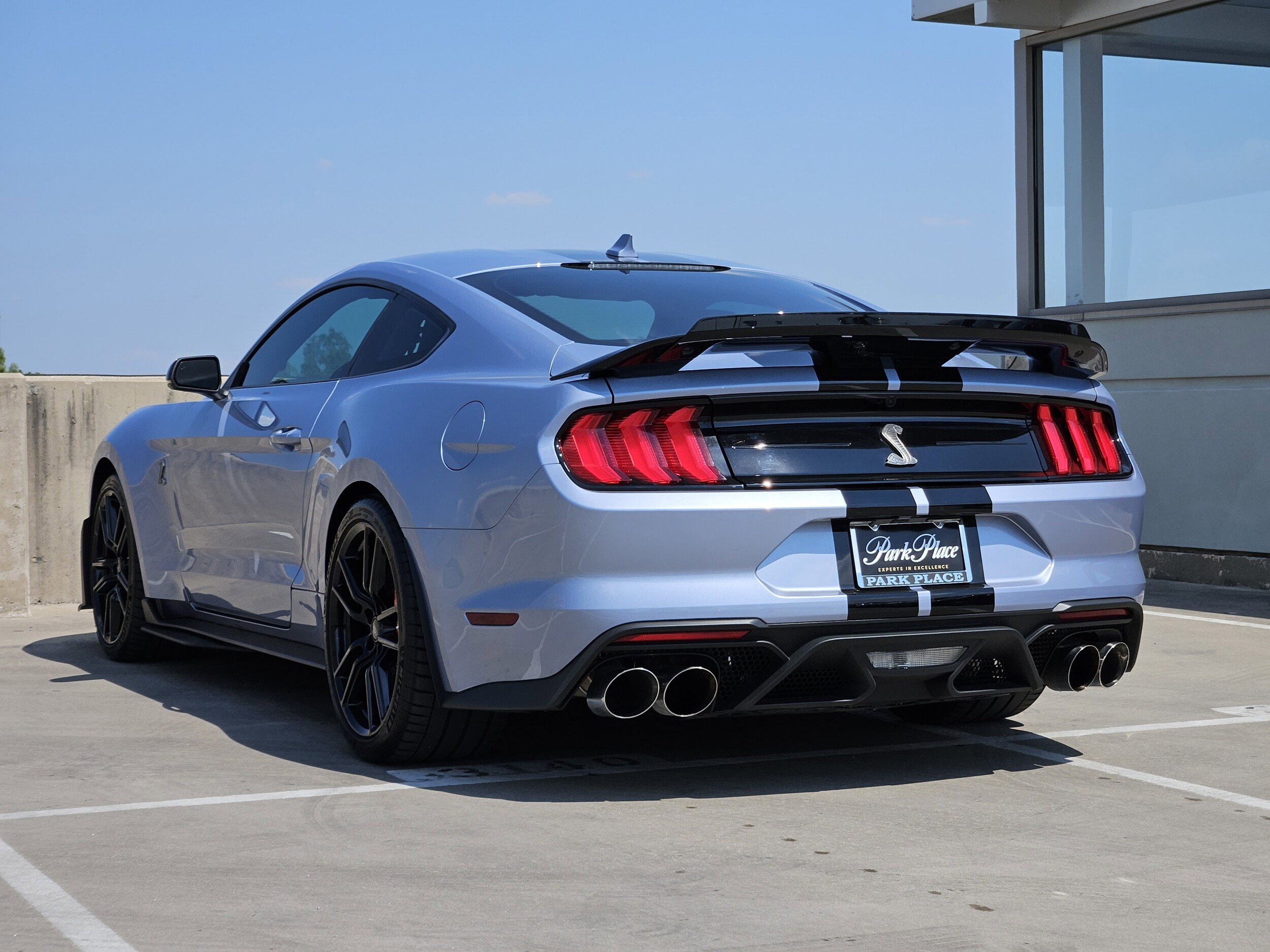 2022 Ford Mustang Shelby GT500 photo 3