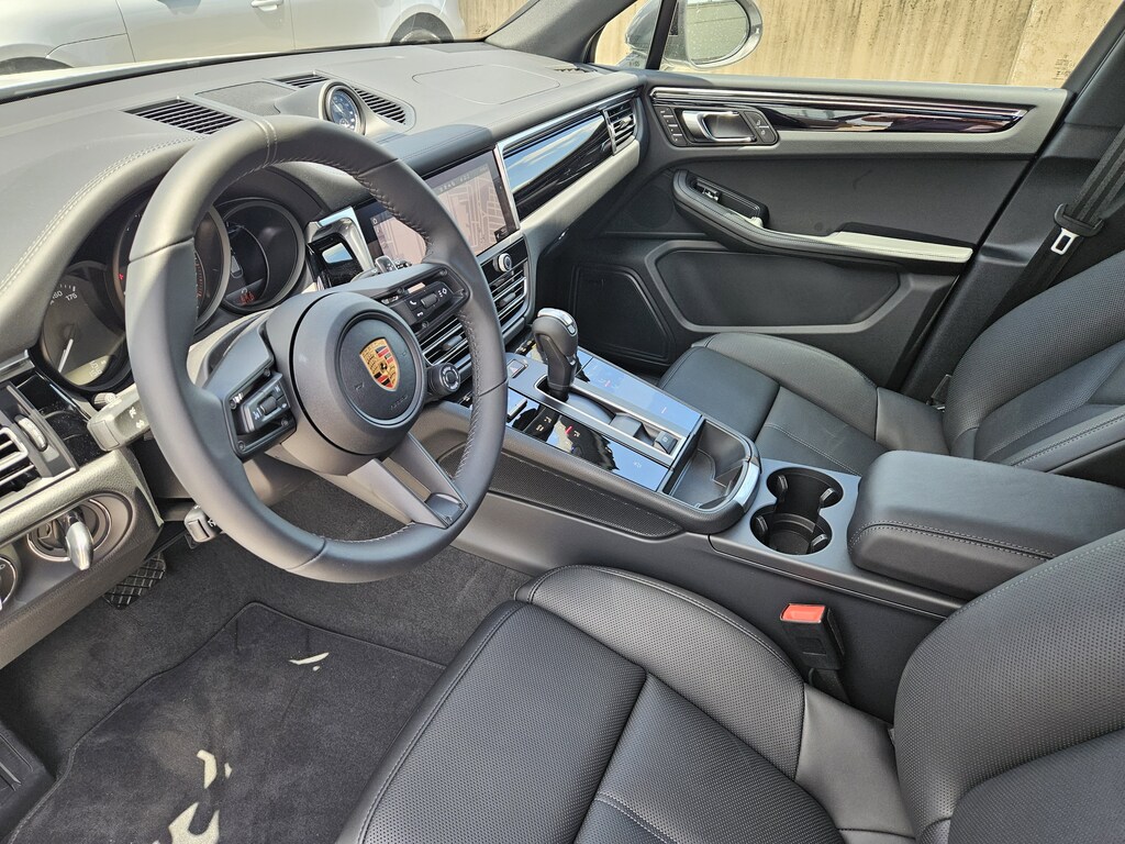 New 2026 Porsche Macan SUV