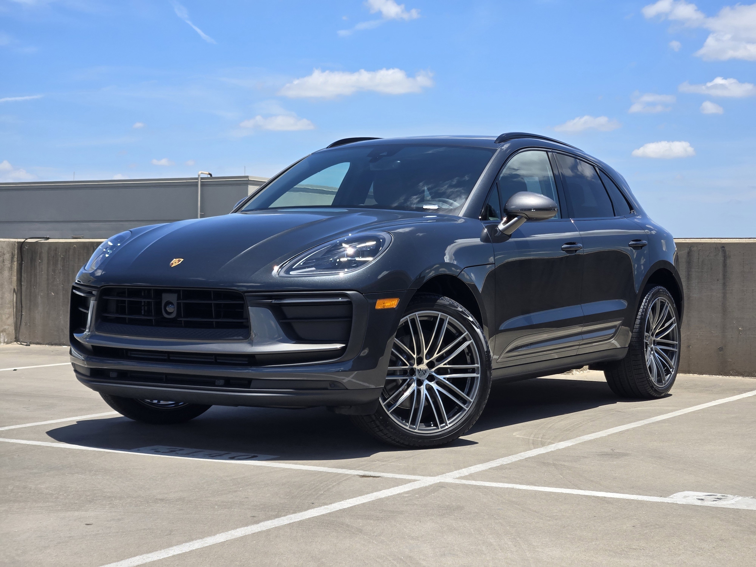 2025 Porsche Macan SUV 