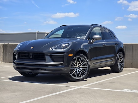2025 Porsche Macan T SUV