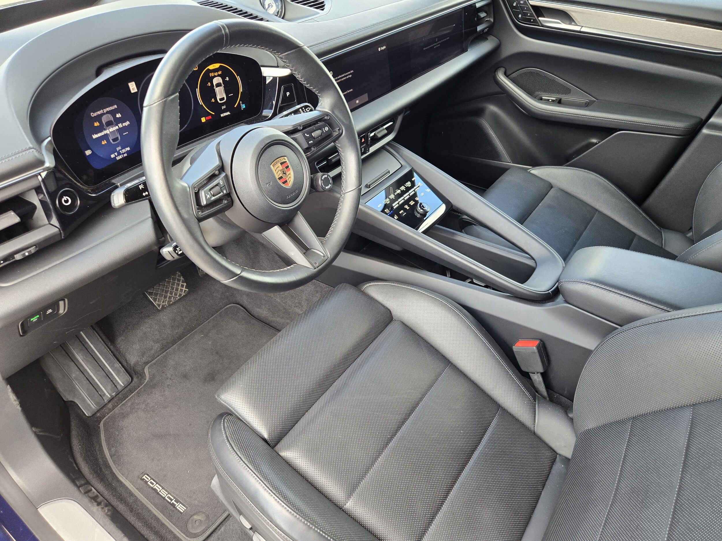 2024 Porsche Macan Electric 4 photo 4