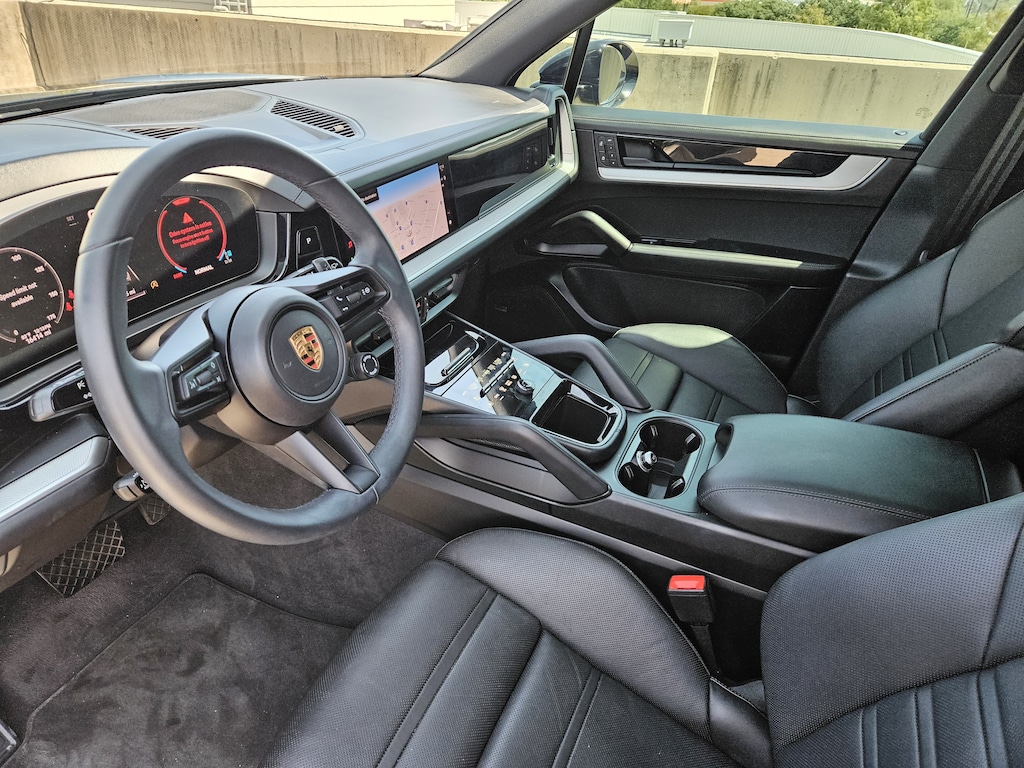 Certified 2025 Porsche Cayenne SUV