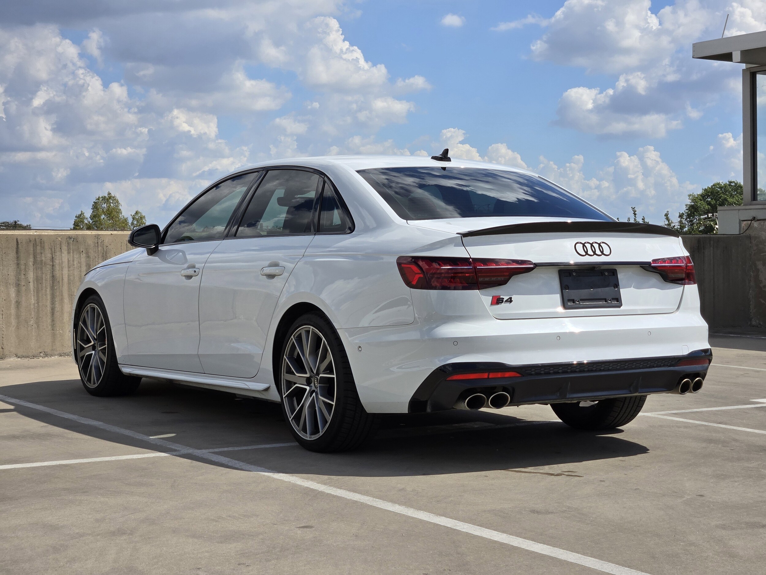 2022 Audi S4 Base Prestige photo 3