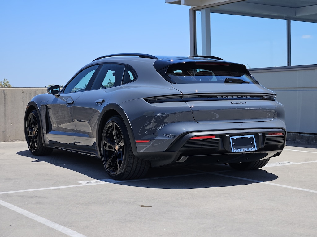 New 2026 Porsche Taycan 4 Wagon