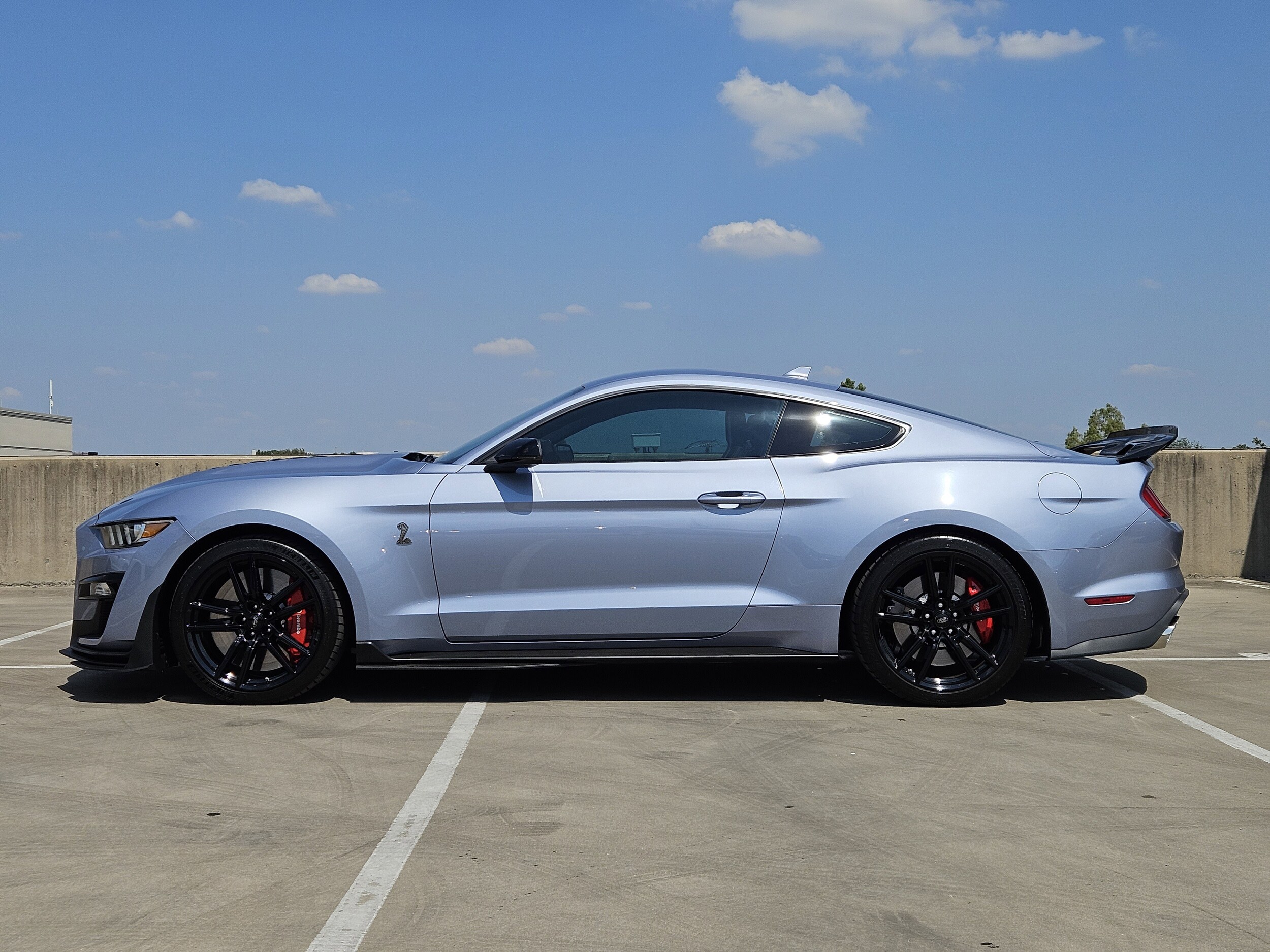 2022 Ford Mustang Shelby GT500 photo 2