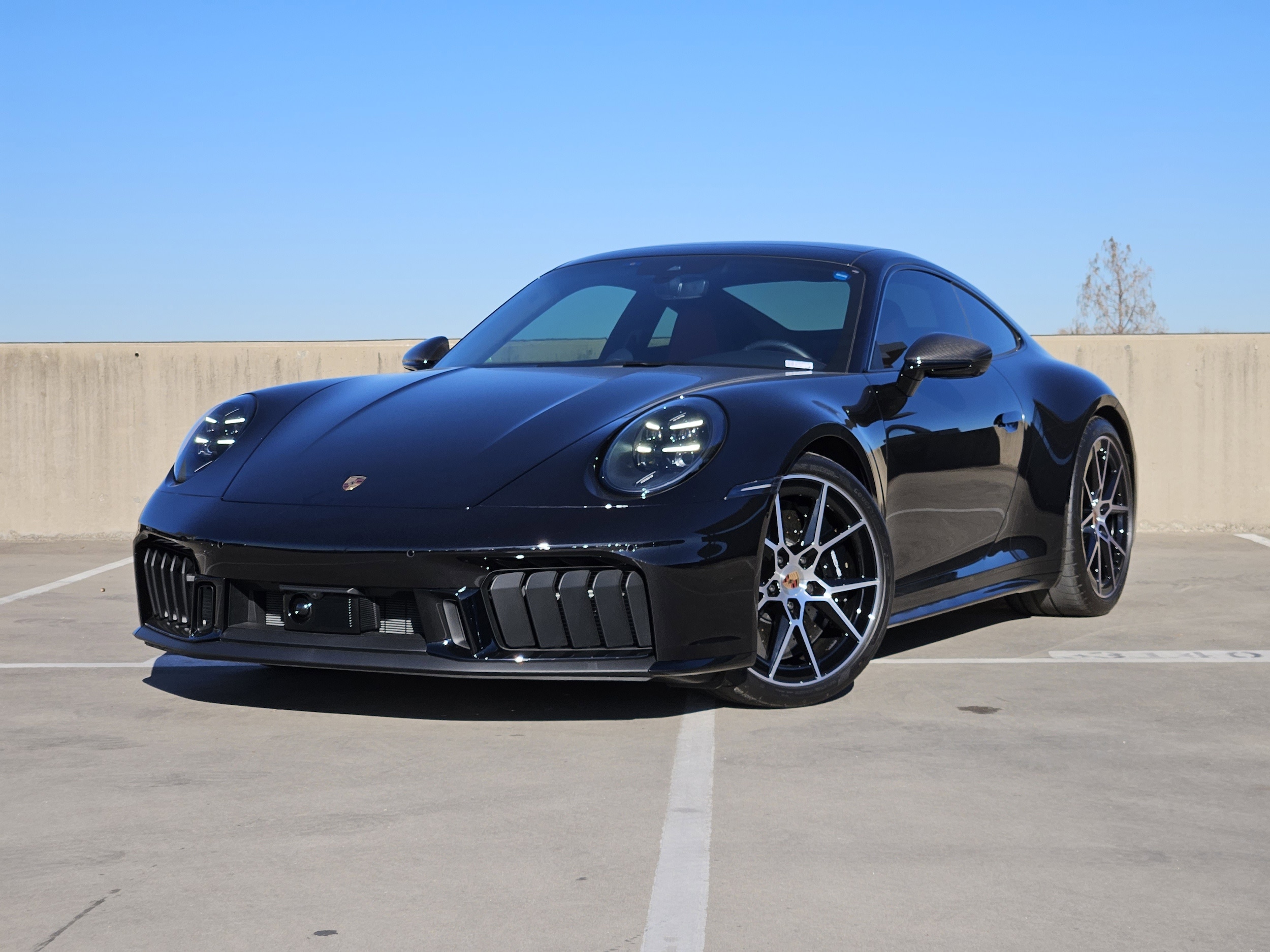 2025 Porsche 911 GTS's photo