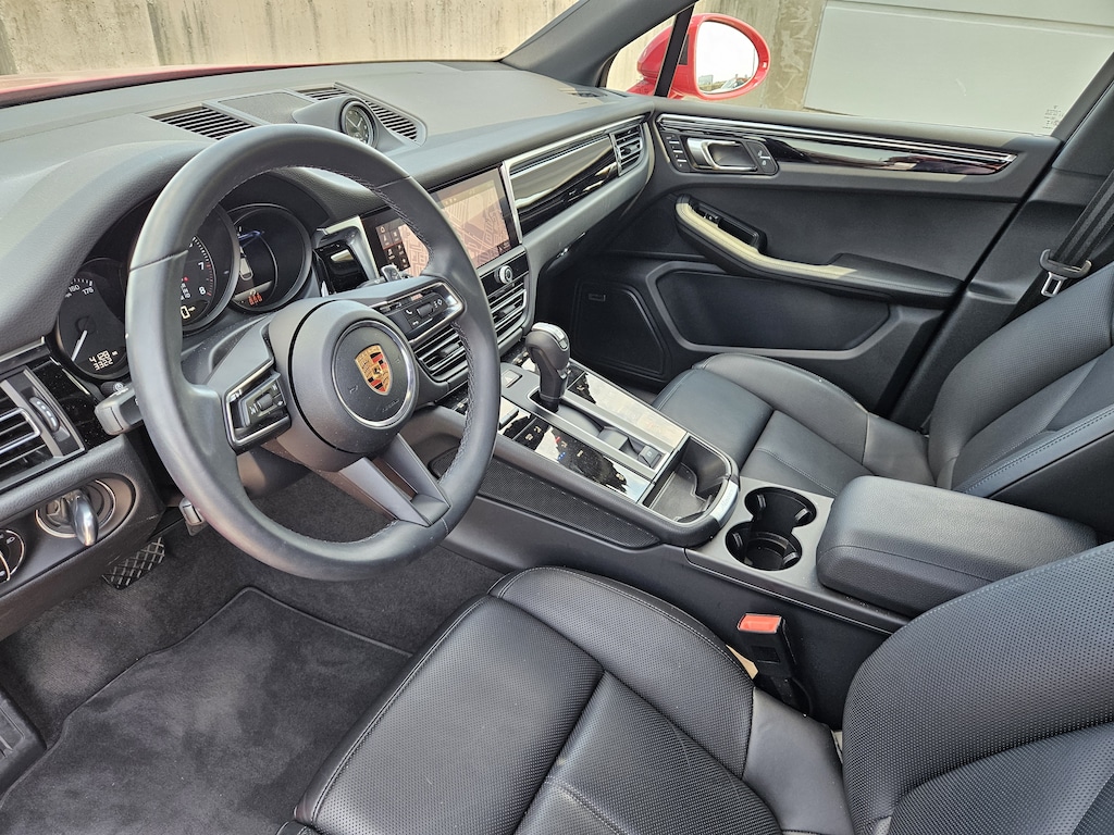 Used 2026 Porsche Macan SUV