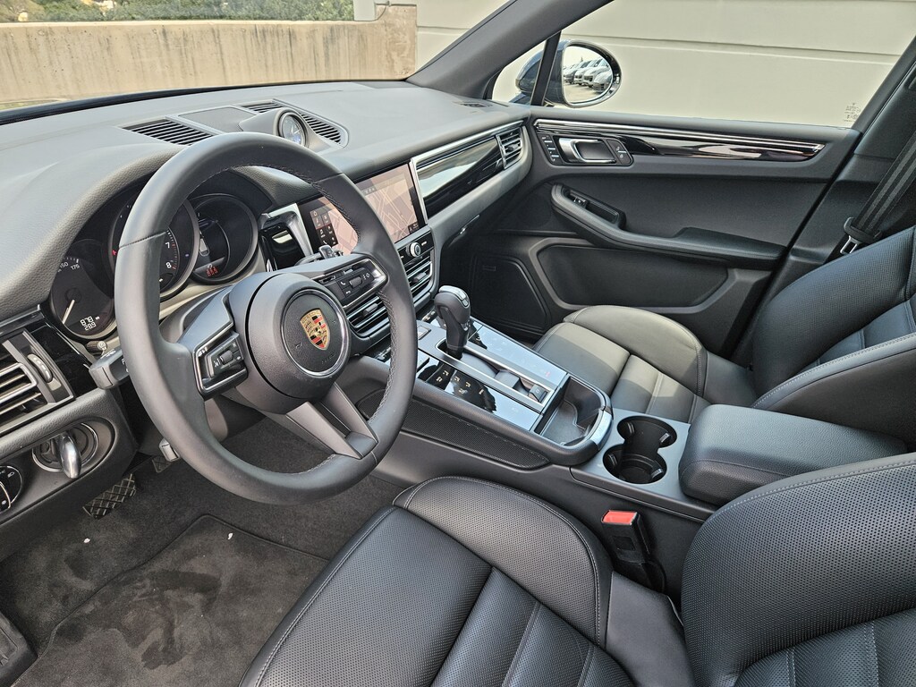 Certified 2025 Porsche Macan SUV