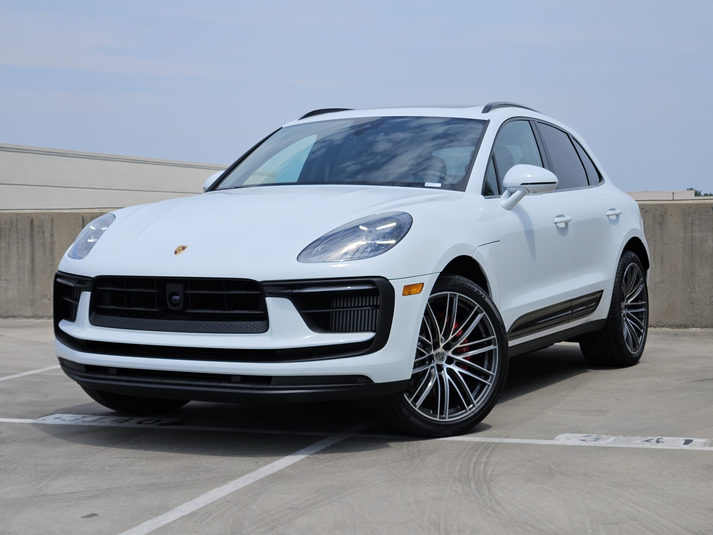 2025 Porsche Macan SUV 