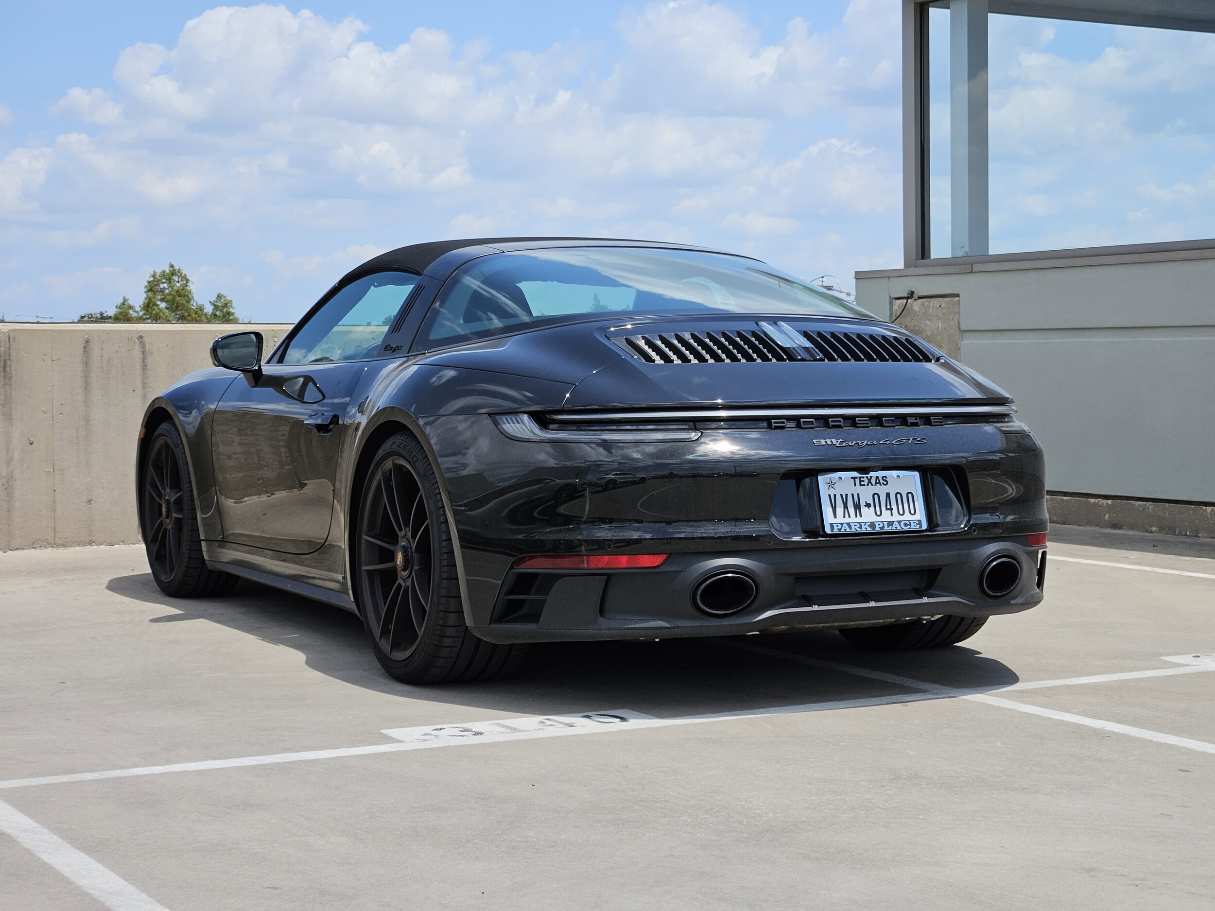 2024 Porsche 911 Targa 4 GTS photo 3
