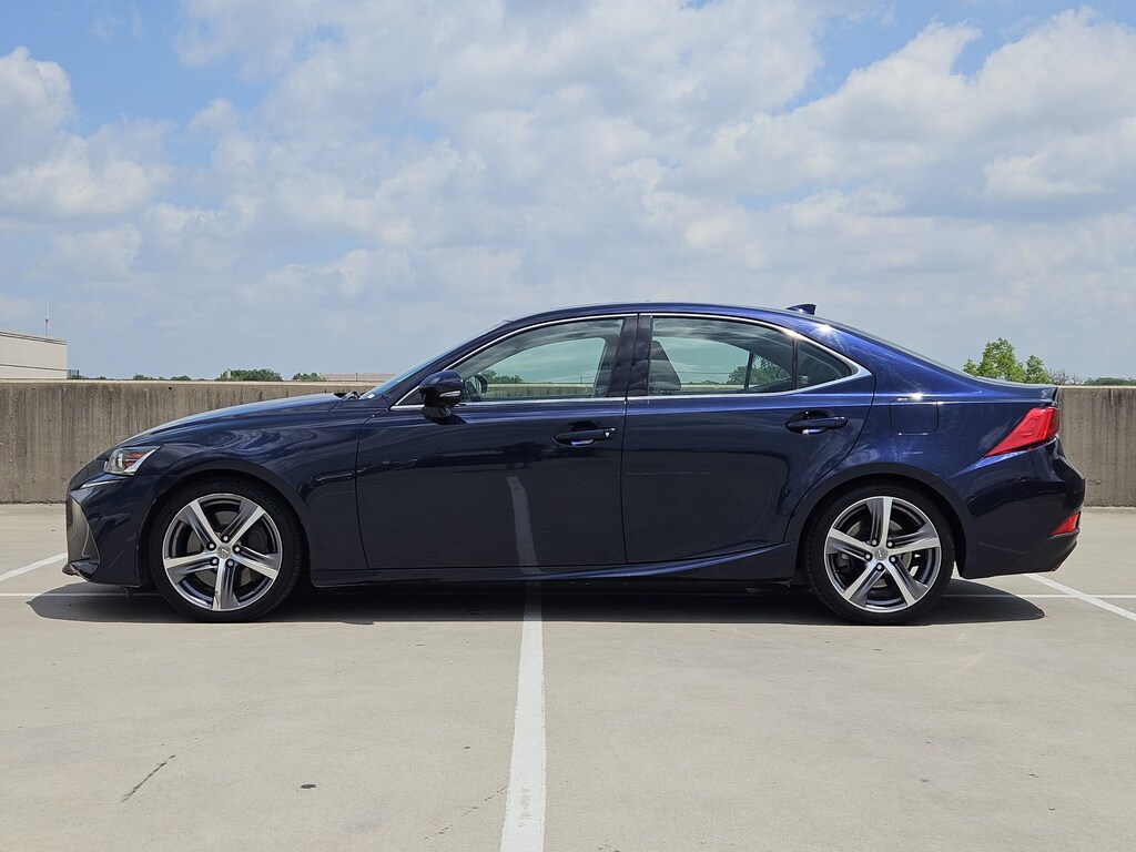 Used 2018 Lexus IS 300 Sedan
