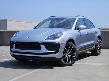 2025 Porsche Macan SUV