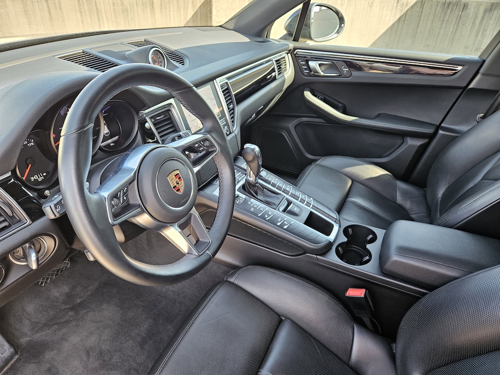 Used 2018 Porsche Macan SUV